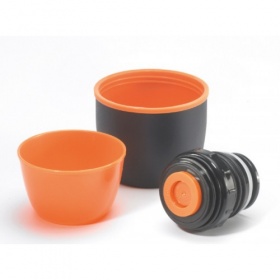 ������ Esbit Steel vacuum flask 0,5 �